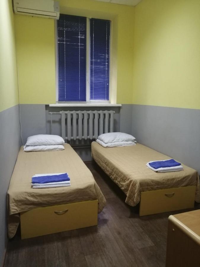 Hello Yellow Hostelドニプロペトロウシク エクステリア 写真